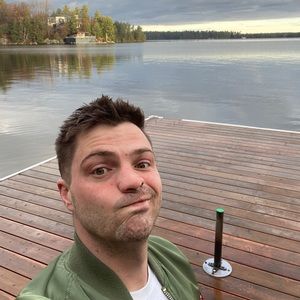 Meet your Posher, Thinus